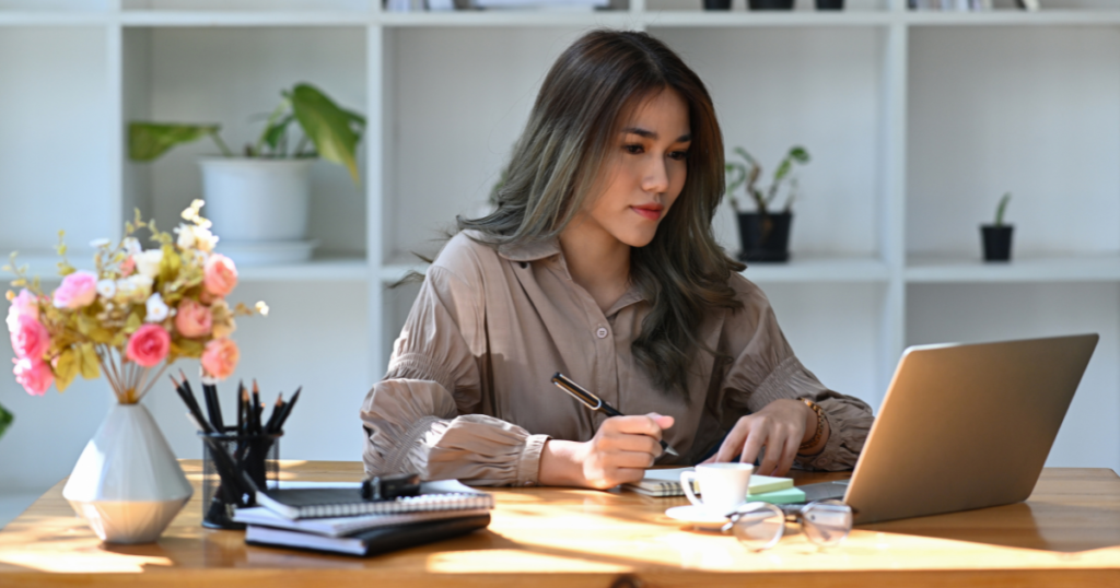 Businesswoman optimizing her systems through website integrations